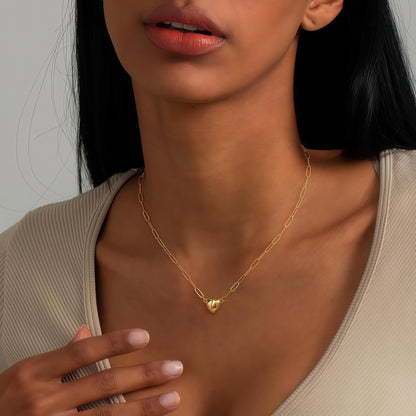 Gold Heart Pendant Magnetic Necklace – Paperclip Chain with Love Heart Pendant